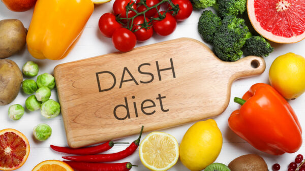 Dieta Dash: cos'è, come funziona e benefici della dieta contro l'ipertensionee