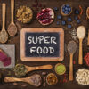 Il mito dei superfood: realtà o marketing ingannevole?