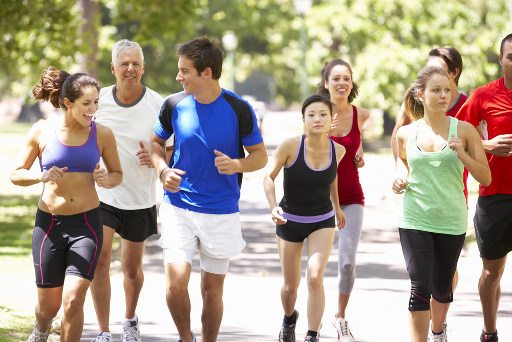 Power walking: un allenamento cardio che coinvolge anche il core