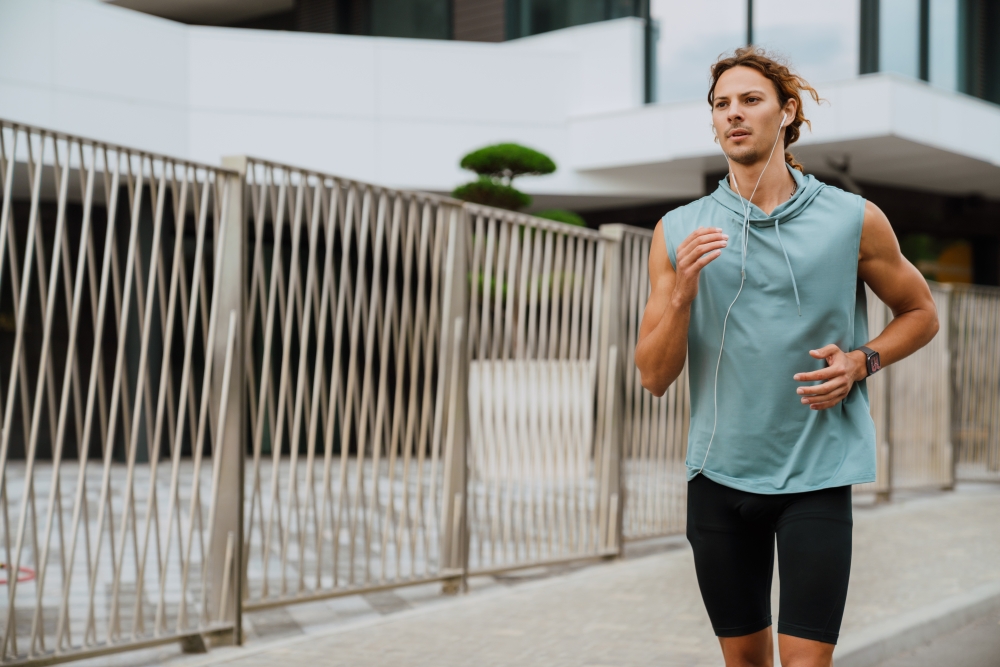 Amazfit active: il compagno perfetto per l'avventura estiva