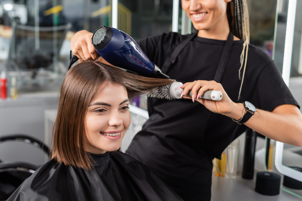 Come scegliere il taglio perfetto per aggiungere volume ai capelli