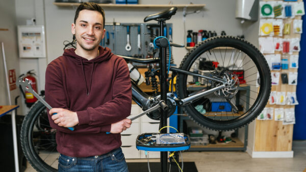 Officina riparazione bici